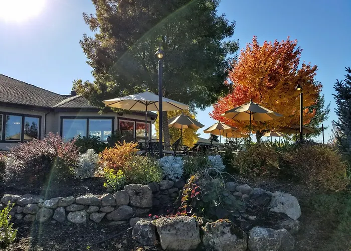 Resort At Eagle Point Golf Club Lodging